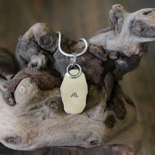 Load image into Gallery viewer, Green Sea Glass Textured Silver Pendant Necklace