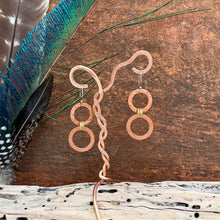 Load image into Gallery viewer, Mixed Metal Hammered Copper Circle Dangle Earrings-Duo
