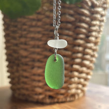 Load image into Gallery viewer, Forest Green And White Stacked Genuine Sea Glass Pendant
