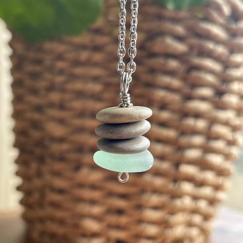 Rock Stack Necklace, Cairn Necklace, Stacked Rock Necklace, Beach Stone  Necklace, Pebble Necklace, Beach Necklace, Rock Necklace